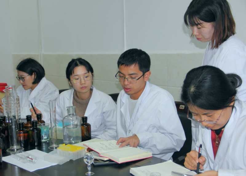 貴州大學邱樹毅院長一行深入貴定縣助力企業復工復產